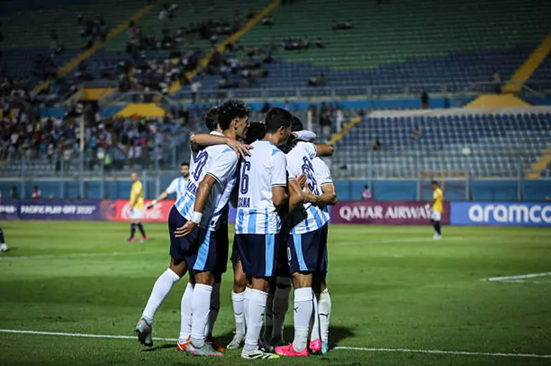 طاقم حكام بوتسواني لمباراته مع التأمين الأثيوبي