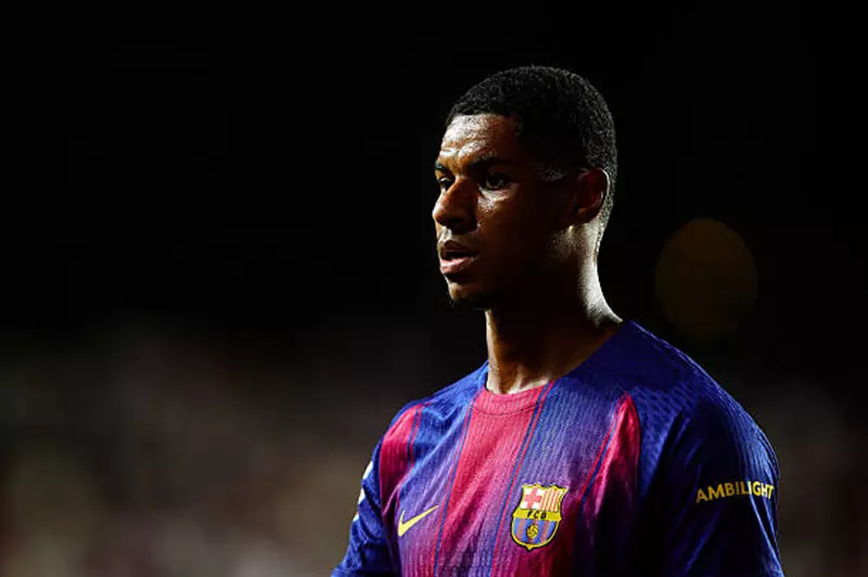 لا يعرف الرحمة.. راشفورد ينفجر تهديفيًا مع برشلونة